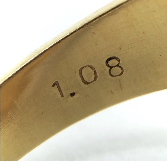 K18 Solid Yellow Gold With 1.08 Natural Diamond - Picture 6 of 10